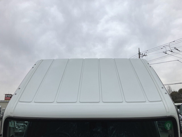 三菱ふそうキャンターアルミバン小型（2t・3t）[写真22]