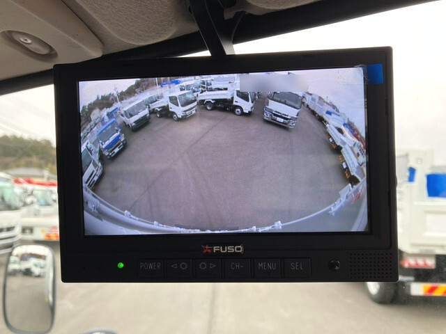 三菱ふそうキャンターアルミバン小型（2t・3t）[写真30]