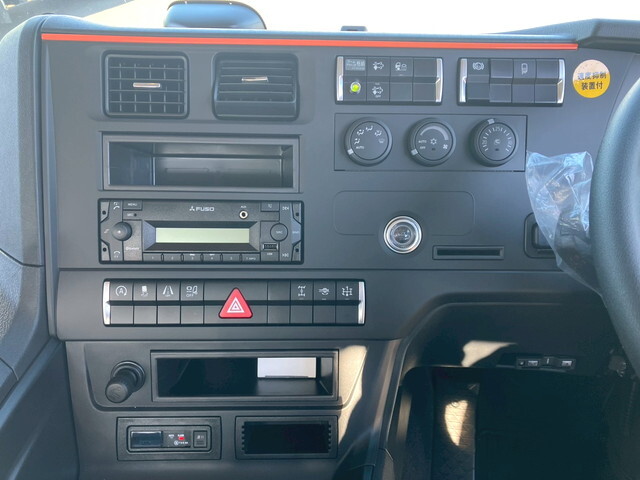 三菱ふそうスーパーグレートクレーン4段大型（10t）[写真34]