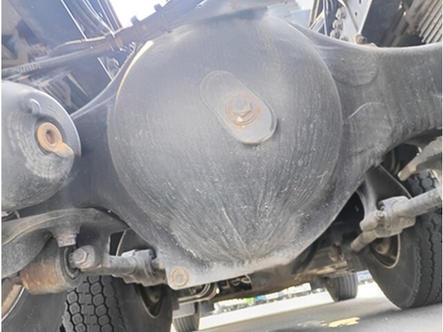 日野プロフィアトレーラーヘッド（トラクターヘッド）大型（10t）[写真10]