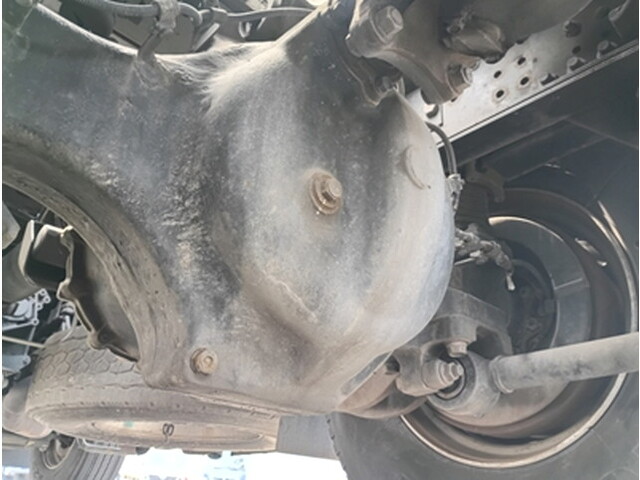 日野プロフィアトレーラーヘッド（トラクターヘッド）大型（10t）[写真08]