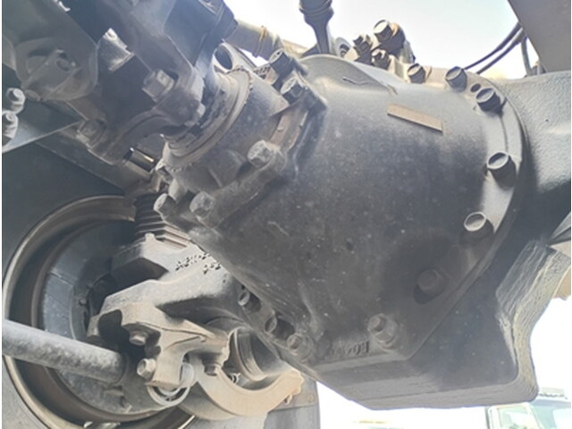 日野プロフィアトレーラーヘッド（トラクターヘッド）大型（10t）[写真09]