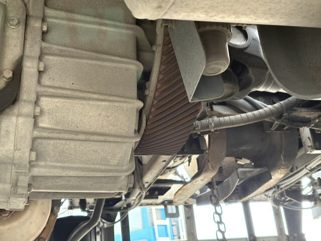 日野プロフィアトレーラーヘッド（トラクターヘッド）大型（10t）[写真14]