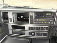 日野プロフィアトレーラーヘッド（トラクターヘッド）大型（10t）[写真24]