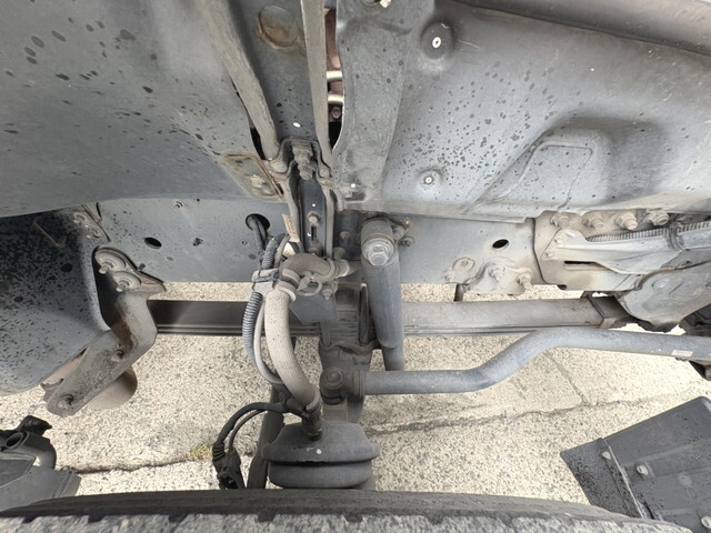 日野プロフィアトレーラーヘッド（トラクターヘッド）大型（10t）[写真32]