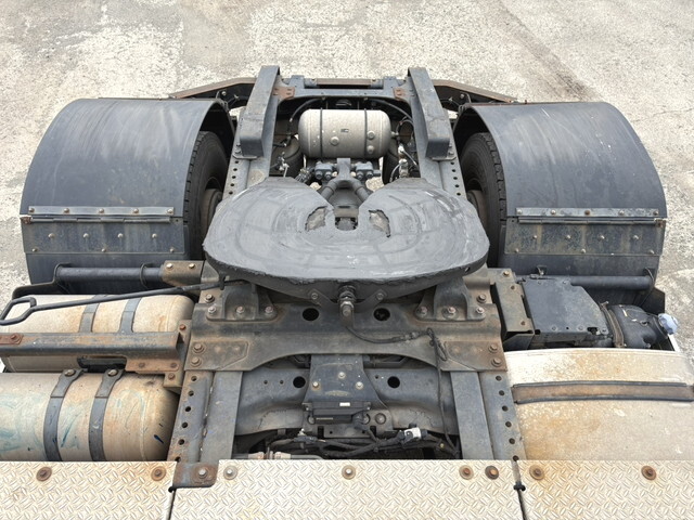 日野プロフィアトレーラーヘッド（トラクターヘッド）大型（10t）[写真09]