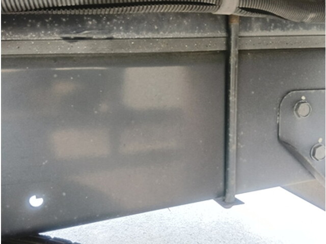 三菱ふそうスーパーグレートアルミウイング大型（10t）[写真10]