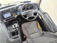 三菱ふそうスーパーグレートアルミウイング大型（10t）[写真24]