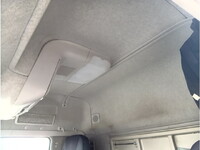 三菱ふそうスーパーグレートアルミウイング大型（10t）[写真26]