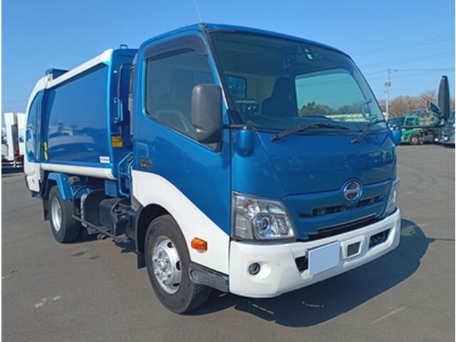 中古デュトロパッカー車（塵芥車）