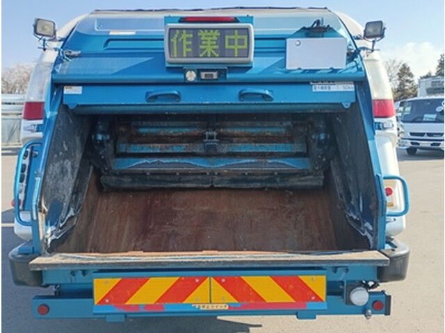 日野デュトロパッカー車（塵芥車）小型（2t・3t）[写真08]