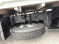 三菱ふそうキャンター平ボディ小型（2t・3t）[写真12]