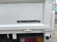 三菱ふそうキャンター平ボディ小型（2t・3t）[写真13]