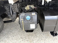 三菱ふそうキャンター平ボディ小型（2t・3t）[写真24]