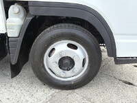 三菱ふそうキャンター平ボディ小型（2t・3t）[写真25]