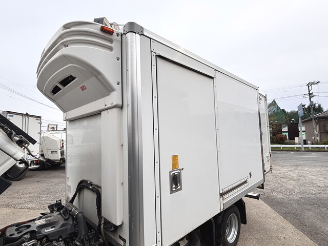 いすゞエルフ冷凍車（冷蔵車）小型（2t・3t）[写真13]