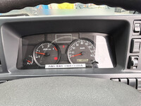 いすゞエルフ冷凍車（冷蔵車）小型（2t・3t）[写真33]