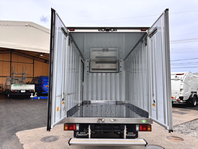 いすゞエルフ冷凍車（冷蔵車）小型（2t・3t）[写真07]