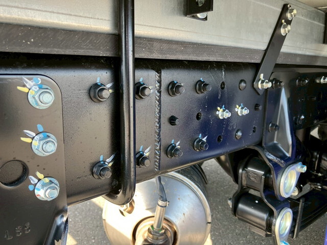 三菱ふそうキャンター冷凍車（冷蔵車）小型（2t・3t）[写真28]