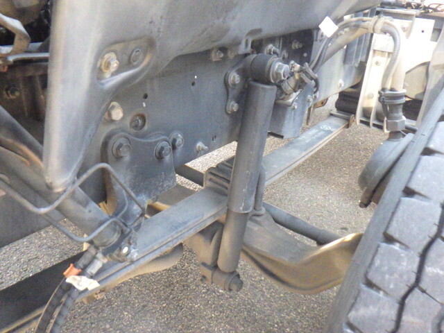 日野プロフィアトレーラーヘッド（トラクターヘッド）大型（10t）[写真09]