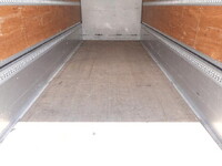 いすゞフォワードアルミウイング中型（4t）[写真18]