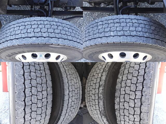 いすゞフォワードアルミウイング中型（4t）[写真18]