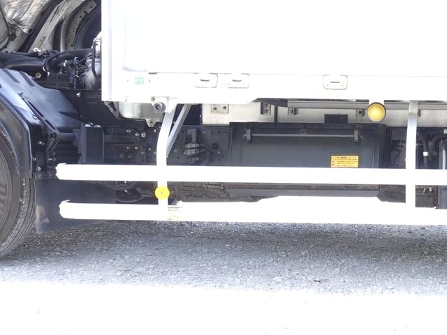 いすゞフォワードアルミウイング中型（4t）[写真24]