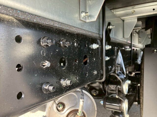 三菱ふそうキャンターアルミバン小型（2t・3t）[写真29]