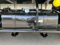 三菱ふそうキャンターアルミバン小型（2t・3t）[写真34]