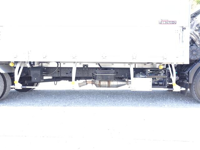 いすゞフォワードアルミウイング中型（4t）[写真20]