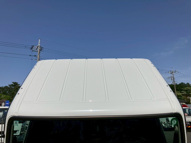 三菱ふそうキャンターアルミバン小型（2t・3t）[写真10]