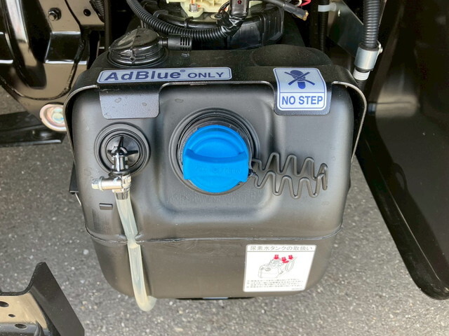 三菱ふそうキャンターアルミバン小型（2t・3t）[写真32]