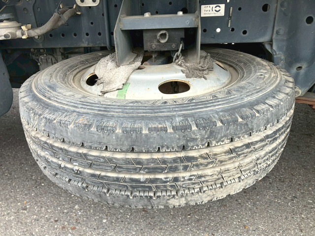 いすゞエルフ平ボディ小型（2t・3t）[写真28]