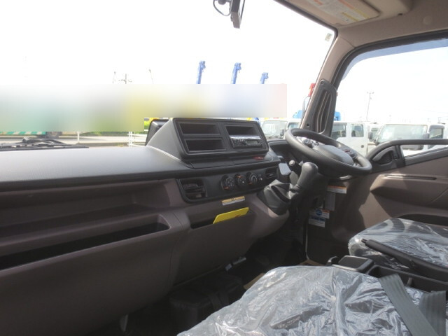 三菱ふそうキャンタークレーン4段小型（2t・3t）[写真14]