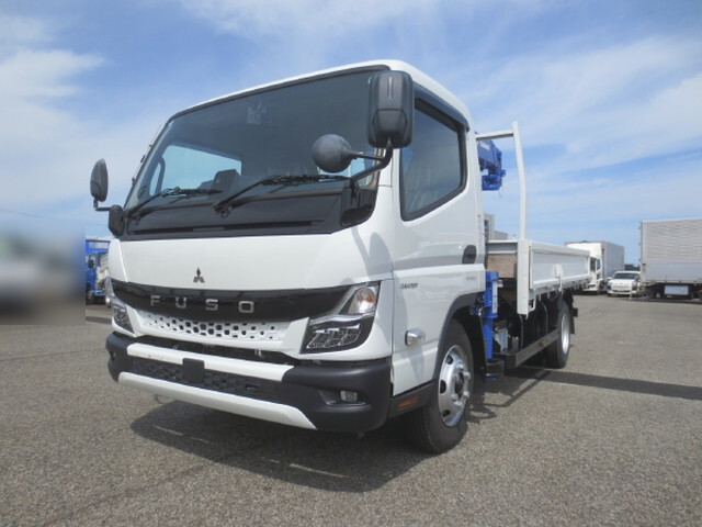 三菱ふそうキャンタークレーン4段小型（2t・3t）[写真03]