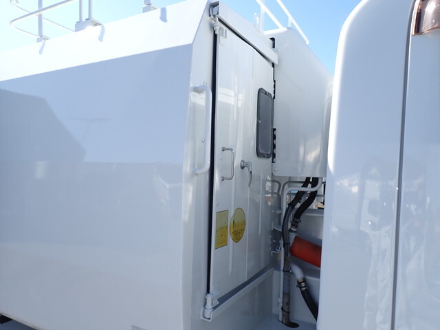 いすゞエルフパッカー車（塵芥車）小型（2t・3t）[写真21]