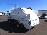 いすゞエルフパッカー車（塵芥車）小型（2t・3t）[写真02]