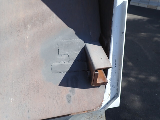 いすゞエルフパッカー車（塵芥車）小型（2t・3t）[写真37]