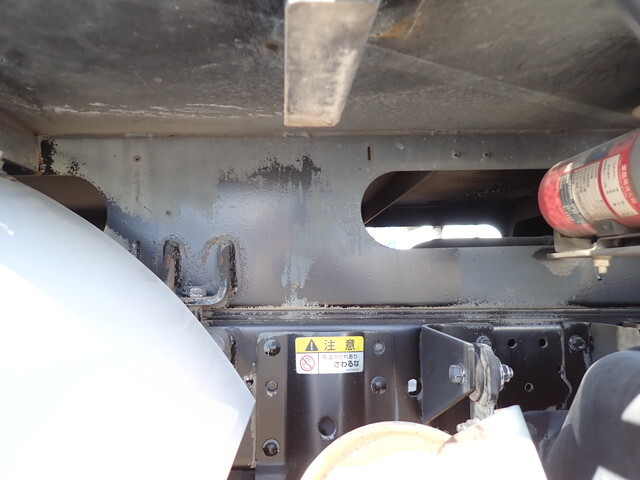 いすゞエルフパッカー車（塵芥車）小型（2t・3t）[写真07]