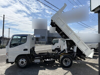 三菱ふそうキャンターダンプ小型（2t・3t）[写真16]