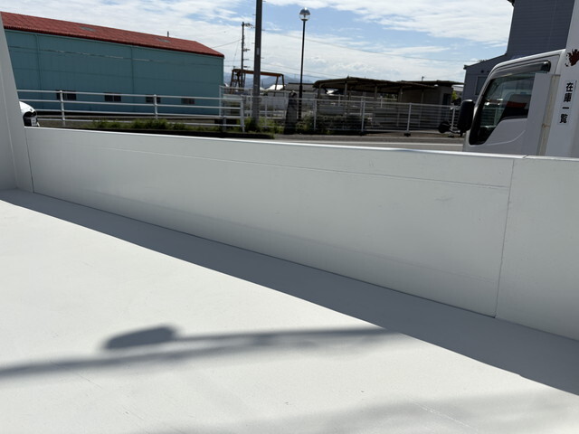 三菱ふそうキャンターダンプ小型（2t・3t）[写真21]