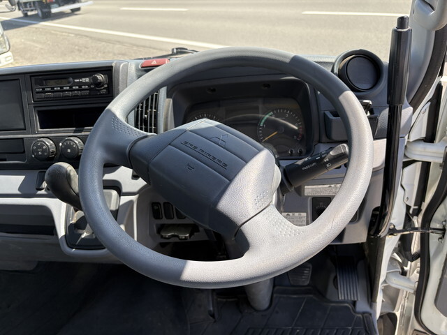 三菱ふそうキャンターダンプ小型（2t・3t）[写真26]