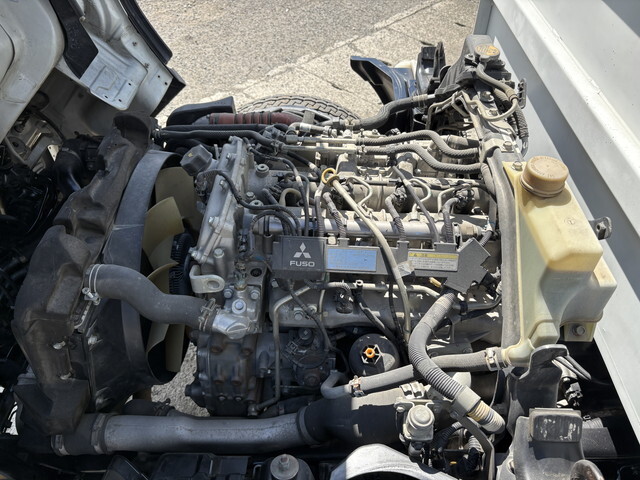 三菱ふそうキャンターダンプ小型（2t・3t）[写真08]