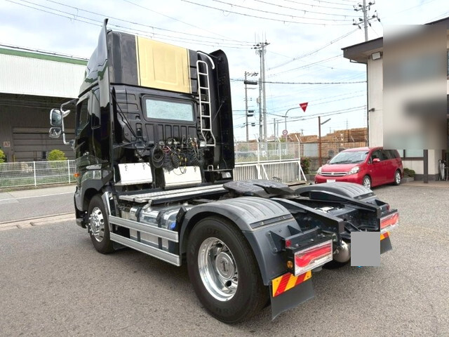 日野プロフィアトレーラーヘッド（トラクターヘッド）大型（10t）[写真02]