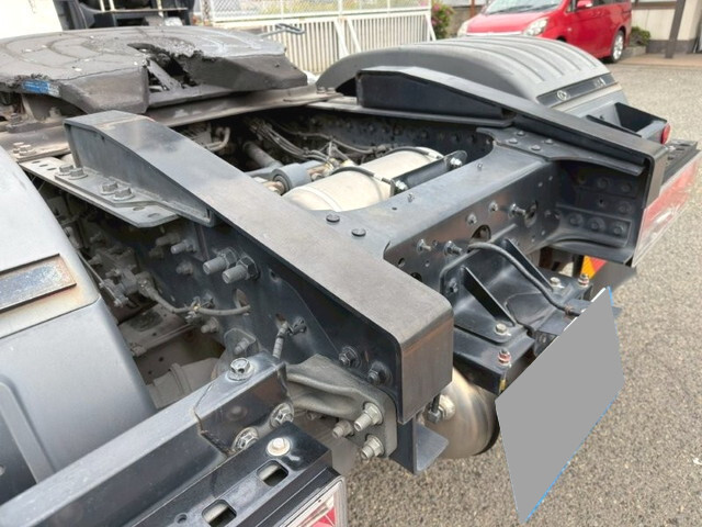 日野プロフィアトレーラーヘッド（トラクターヘッド）大型（10t）[写真07]
