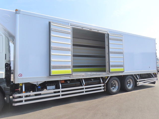 日野プロフィア冷凍車（冷蔵車）大型（10t）[写真24]