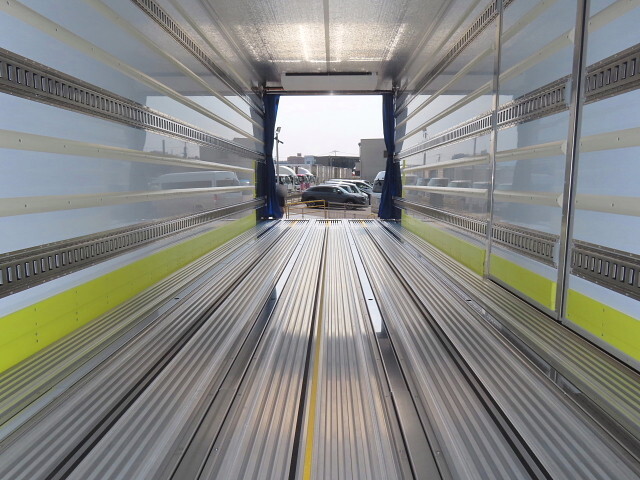 日野プロフィア冷凍車（冷蔵車）大型（10t）[写真27]