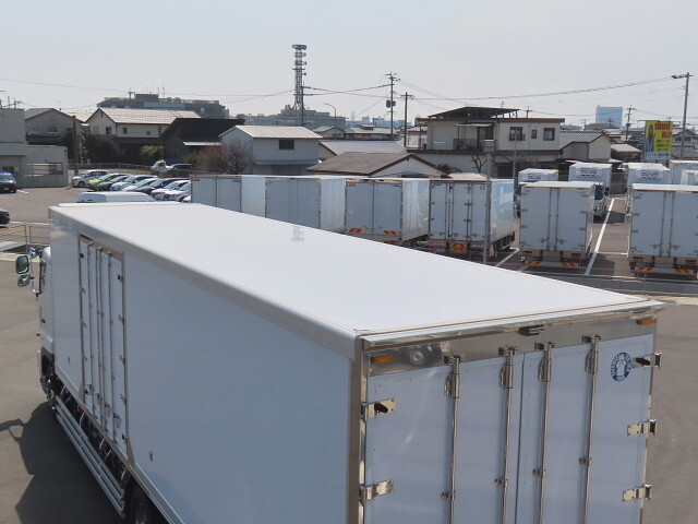 日野プロフィア冷凍車（冷蔵車）大型（10t）[写真08]