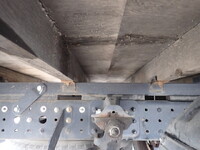 三菱ふそうキャンター平ボディ小型（2t・3t）[写真18]