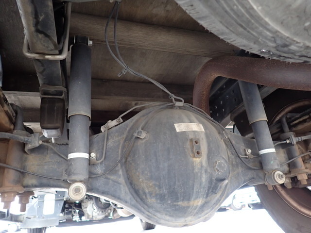 三菱ふそうキャンター平ボディ小型（2t・3t）[写真20]